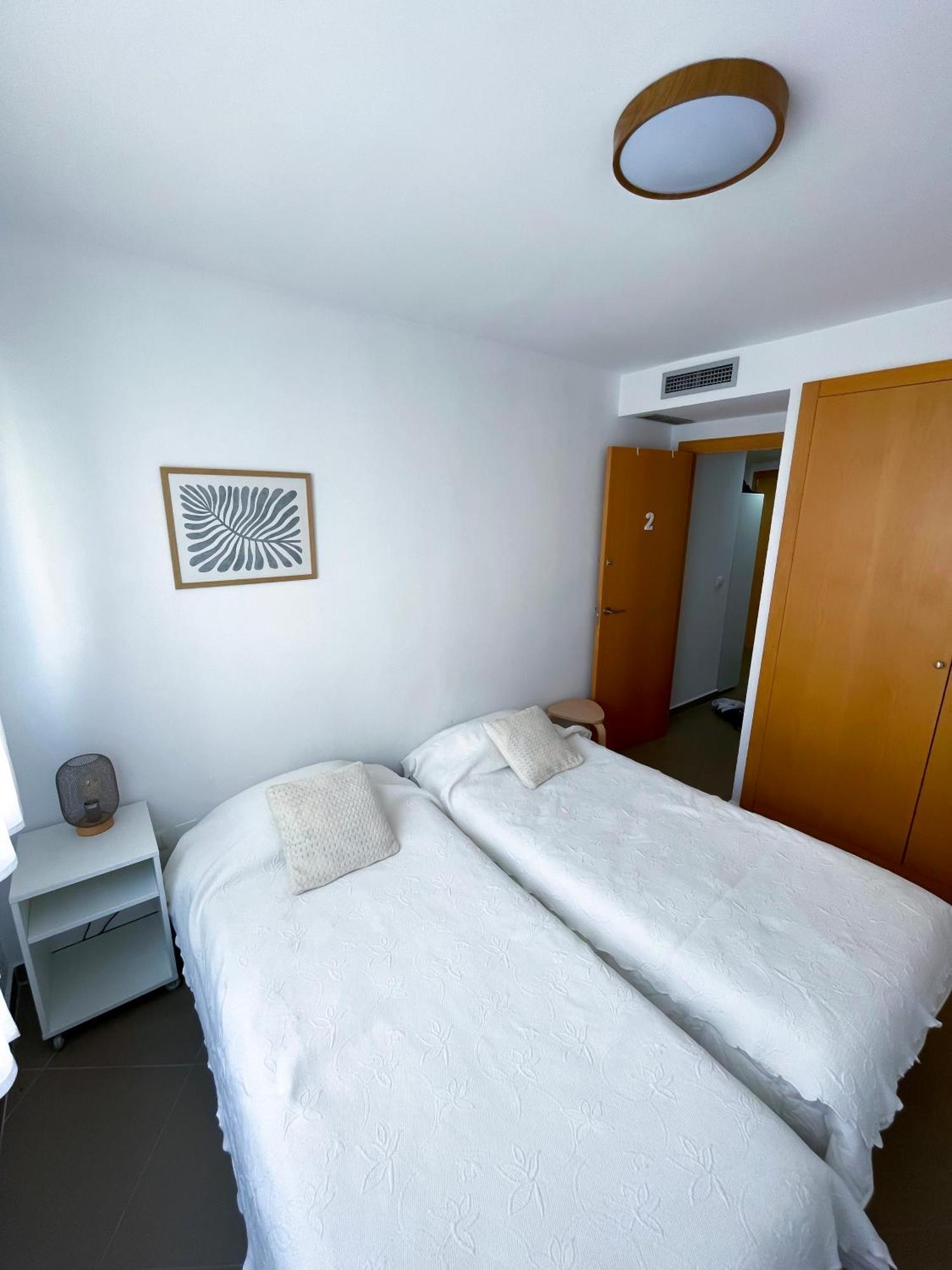 Habitaciones privadas con baño en piso céntrico Gandía Extérieur photo